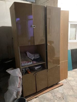 Mebel sotiladi stenka