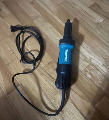 Прямая шлифовальная машина Makita gd0600