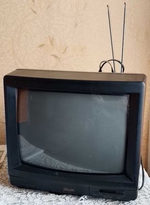 Телевизор yountochi