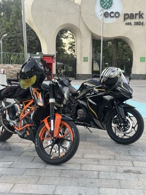 KTM DUKE 390 Оригинальный мотоцикл