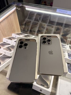 iPhone 15 Pro Max 256 gb natural