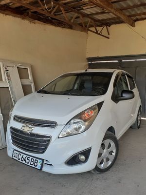Продаётся автомобиль спарк