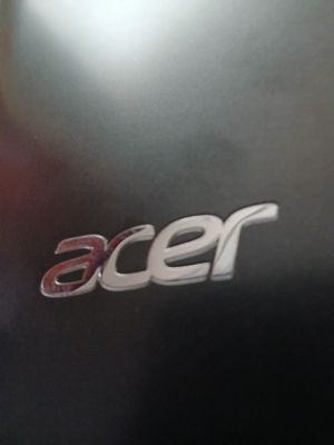 Noutbuk Acer в хорошем состояние