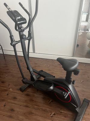 Life GYM dan Elliptik Trenajor Velosipedi