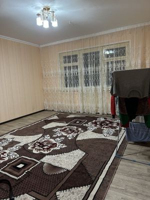 Юнусобод метроси олдида 2 хонали хонадон ижарага берилади.