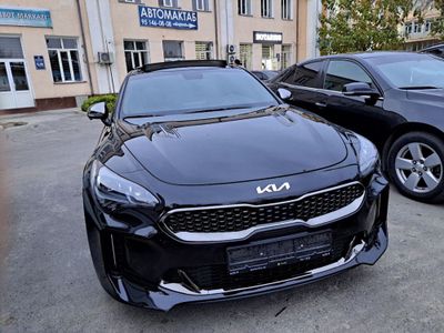 Kia Stinger 2023 ideal