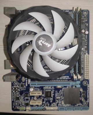 Комплект Xeon E3 1270(аналог i7-3770) + H61 + 16GB + Кулер