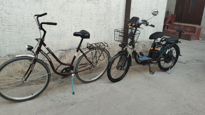 Elektro velosoped va oddiy velosoped. (Velik)