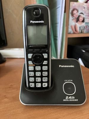 Радиотелефон Panasonic в рабочем состочнии