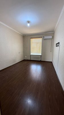 Сдаётся квартира в чирчике 2х на наваи около 8 школы