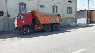 Kamaz srochni sotiladi