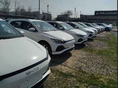 Byd E2 oq rangli luxury 405km Toshkentda tayyor