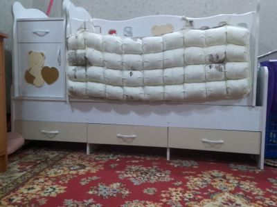 Komplekt shaf,kravat sotiladi