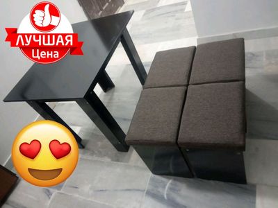 Лучшая цена.  Кухонный набор.  Стол и 4 мягкие