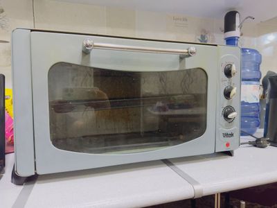 Продается Духовка vitek