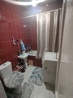 ОЧЕНЬ СРОЧНО ПРОДАЕТСЯ 2/2/2 квартира в Янгиюле