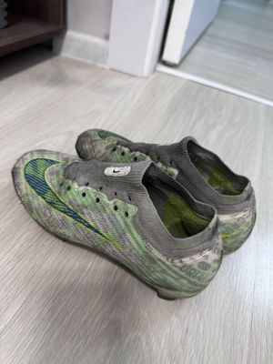 Futbolni butsa nike