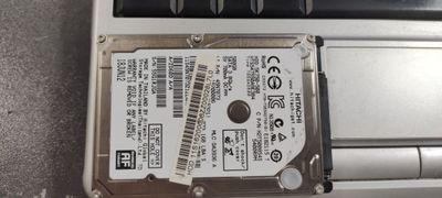 HHD 500g две озу DDR3 2g wi-fi приемник. Продаётся всё комплектом.