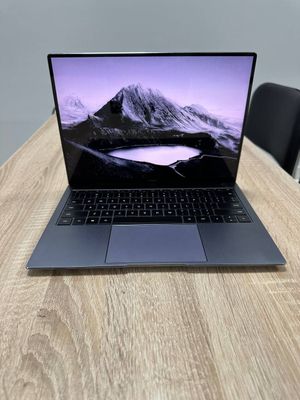 Huawei MateBook X Pro — Intel Core i7 (8-avlod), 16GB/512GB