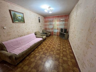 Сдаётся 2x комнатная квартира C обстановкой в горде Алмалыке