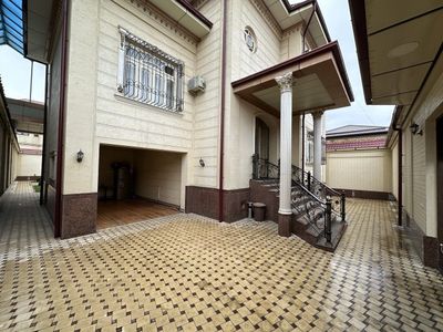 срочно сдается евро-дом ул Абдуллы каххара Яккасарой 6-сот 6-ком бассе