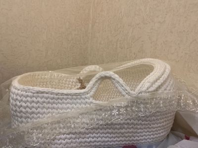 Детская вязаная люлька (белая)