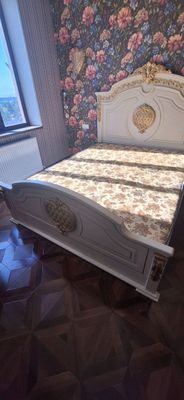 sipalni divan
