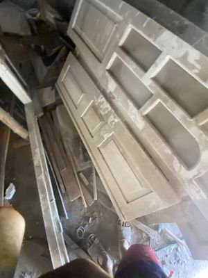 Двери старые советские несколько штук
