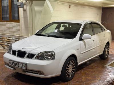 Lasseti sotiladi 57000km yurgan