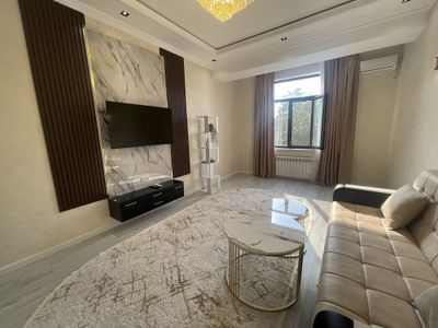 Сдается 2 комнатная квартира 90 м.кв в новостройке