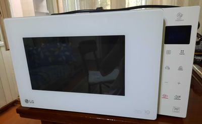 Микроволновая печь LG MS2336GIH