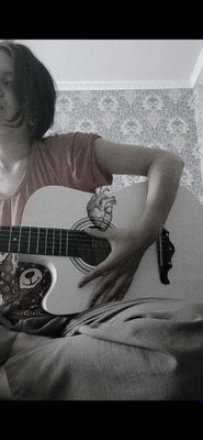 gitara akustik