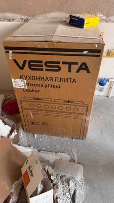 Кухонная плита VESTA, Унитаз, Душевой поддон и Раковина