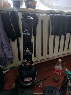 mega mass 4000 3 kg, bcaa,  kreatin.