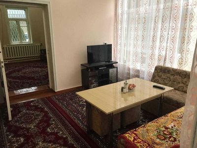Сдам частный дом. ЖИЛЬЕ ИЛИ ОФИС ул. Шота Руставели, Братские могилы
