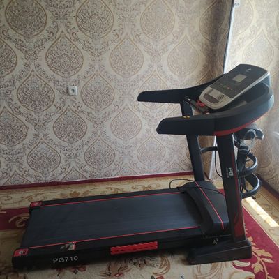 Беговая дорожка PG 710