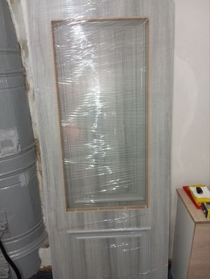 Narxi 260$ Yengi eshiklar upakovka holatda