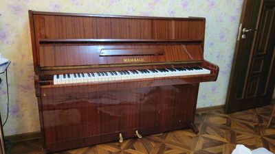 Продаётся пианино Weinbach в отличном состоянии