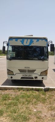Исузу автобус сотилади 2009 й.
