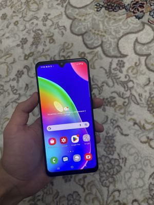 Samsung A31 64gb срочни сотилади