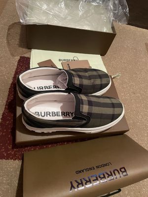 Продаётся кеди burberry lux качества