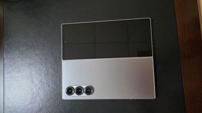Samsung Z fold 6