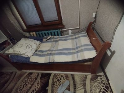 Karavat sotiladi