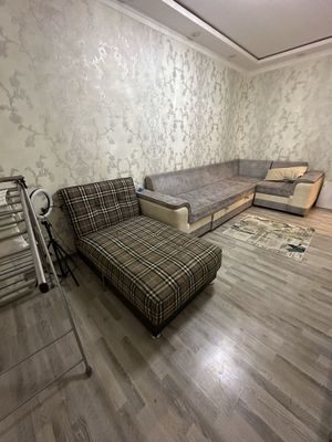 Продается Кресло кровать снизу с хранением