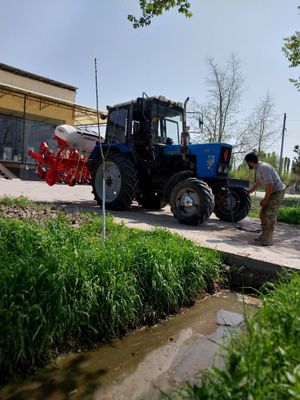 Туретиский култиватор сотилади 2023 йилда ишлаб чиқарилган