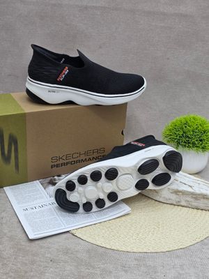 Новинки от Sketchers