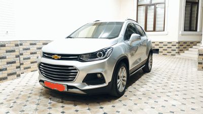 Tracker 1 2019 premier avtomat