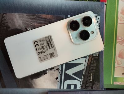 Tecno Spark 20 Pro 8+8/256
