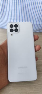 Samsung galaxy m33 5g 135$