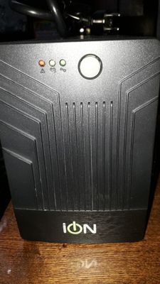 Источник бесперебойного питания ups 2000 v